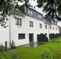 Haus zum Mieten in Norderstedt 2.250,00 € 132 m²