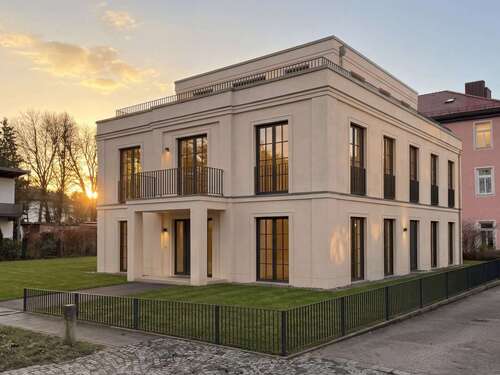 Foto - Grundstück zu verkaufen in München 3.900.000,00 € 464 m²