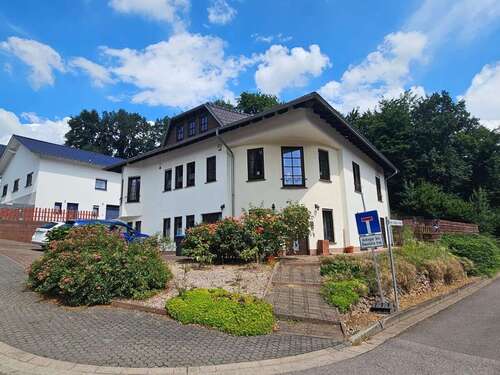 Foto - Haus zum Kaufen in Wadgassen 595.000,00 € 244 m²