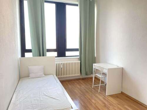 Foto - WG-Zimmer in Berlin 700,00 € 12 m²