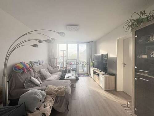 Foto - Wohnung zum Mieten in Saal 647,00 € 80.83 m²