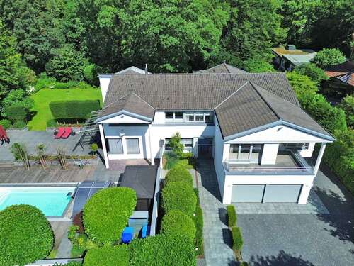 Foto - Haus zum Kaufen in Krefeld 2.490.000,00 € 467 m²