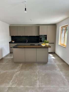 Foto - Haus zum Mieten in Markt Inersdorf 1.998,00 € 117 m²