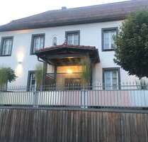 Haus zum Kaufen in Hohenburg 490.000,00 € 360 m²