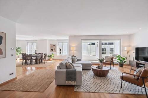 Foto - Wohnung zum Kaufen in Maxvorstadt 3.180.000,00 € 209 m²
