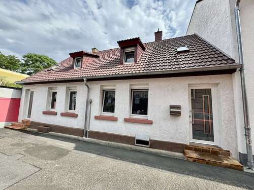 Foto - Haus zum Kaufen in Nierstein 299.000,00 € 144 m²