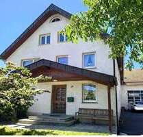 Haus zum Kaufen in Höxter Ovenhausen 285.000,00 € 235.27 m² - Höxter / Ovenhausen