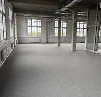 Büro in Zwönitz 332,40 € 55.4 m² Büro in Zwönitz 332,40 € 55.4 m²