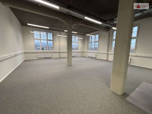 Foto - Büro in Zwönitz 635,82 € 105.97 m²