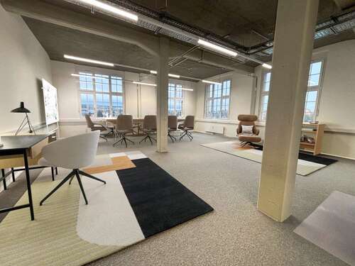 Foto - Büro in Zwönitz 667,61 € 105.97 m²