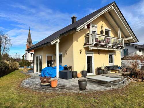 Foto - Haus zum Kaufen in Tacherting 595.000,00 € 114.39 m²