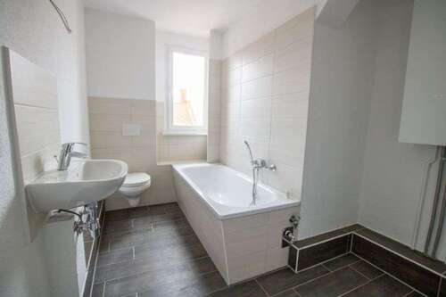 Foto - Wohnung zum Mieten in Halle (Saale) 679,00 € 67.88 m²