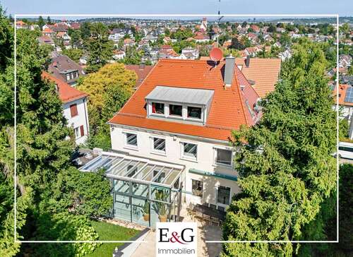 Foto - Haus zum Kaufen in Stuttgart 2.450.000,00 € 307.51 m²