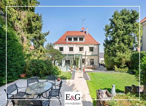 Foto - Haus zum Kaufen in Stuttgart 2.200.000,00 € 307.51 m²