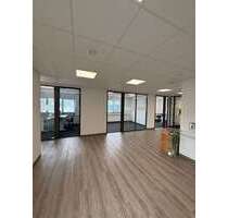 Büro in Velbert 3.774,94 € 286.5 m²