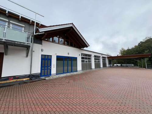Foto - Halle in Wackersdorf 1.035,00 € 230 m²