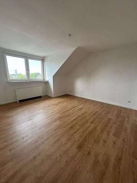 Foto - Wohnung zum Mieten in Essen 342,12 € 79.75 m²
