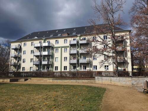 Foto - Wohnung zum Mieten in Zwickau 350,00 € 57.64 m²