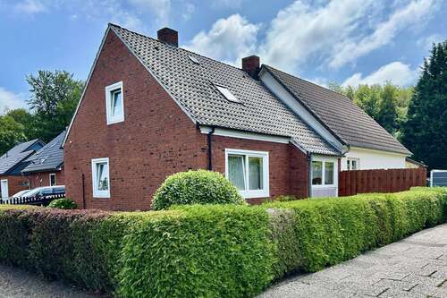 Foto - Haus zum Kaufen in Bremerhaven 288.000,00 € 145.9 m²