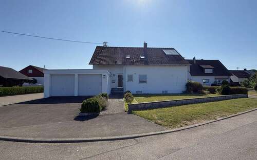 Foto - Haus zum Kaufen in Achstetten 319.000,00 € 193 m²