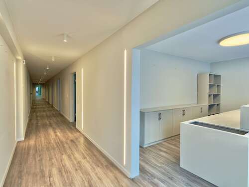Foto - Büro in Isernhagen-Altwarmbüchen 3.000,00 € 285 m²