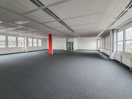 Foto - Büro in Ratingen 2.591,20 € 328 m²