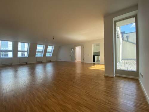 Foto - Wohnung zum Mieten in Berlin 3.374,60 € 204.54 m²