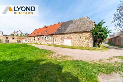 Foto - Haus zum Kaufen in Calbe (Saale) Gottesgnaden 59.000,00 € 180 m²