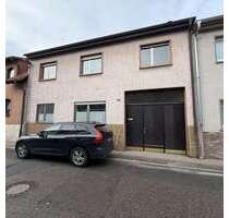 Haus zum Mieten in Plankstadt 2.350,00 € 175 m²