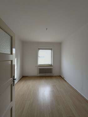 Foto - Wohnung zum Kaufen in Wilhelmshaven 51.000,00 € 45.6 m²