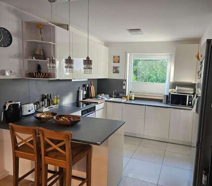 Foto - Haus zum Mieten in Emmering 2.500,00 € 144 m²