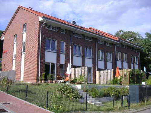 Foto - Haus zum Mieten in Bad Salzdetfurth 877,00 € 119.44 m²