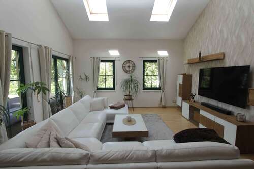 Foto - Haus zum Kaufen in Salzatal 649.000,00 € 222 m²