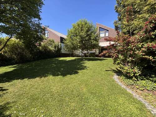 Foto - Haus zum Kaufen in Wiesbaden-Nordenstadt 695.000,00 € 149 m²
