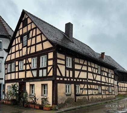 Foto - Haus zum Kaufen in Leutershausen 189.000,00 € 180 m²