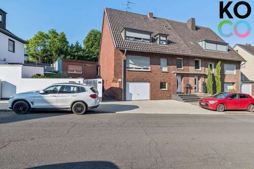 Foto - Haus zum Kaufen in Mönchengladbach 499.000,00 € 220 m²