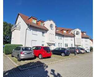 Wohnung zum Mieten in Arnsdorf 270,00 € 35.71 m²