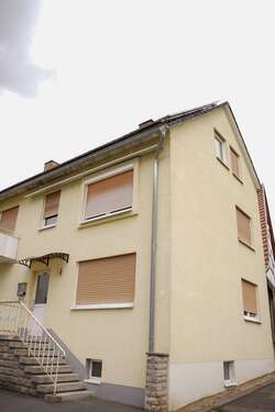 Foto - Haus zum Kaufen in Markelsheim 365.000,00 € 214 m²