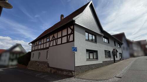 Foto - Haus zum Kaufen in Beuren 199.000,00 € 180 m²