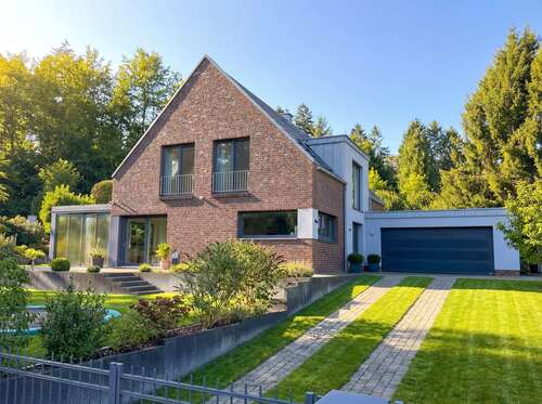 Foto - Haus zum Kaufen in Bendestorf 1.290.000,00 € 188 m²