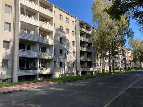 Foto - Wohnung zum Mieten in Hermsdorf 380,00 € 70.05 m²