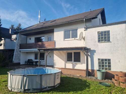 Foto - Haus zum Kaufen in Nidderau 450.000,00 € 270 m²