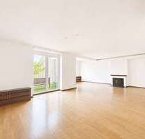 Wohnung zum Mieten in Krefeld-Stadtmitte 1.200,00 € 182 m²