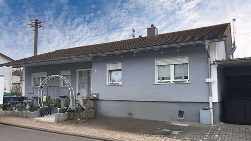 Foto - Haus zum Kaufen in Bexbach 295.000,00 € 180 m²