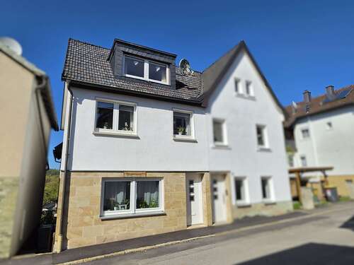 Foto - Haus zum Kaufen in Rödental 148.000,00 € 100 m²