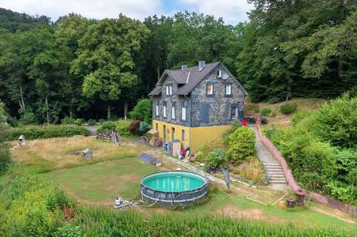 Foto - Haus zum Kaufen in Remscheid 265.000,00 € 204.74 m²