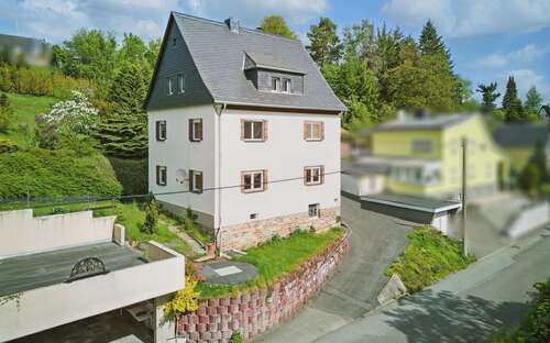 Foto - Haus zum Kaufen in Gornsdorf 210.000,00 € 200 m²