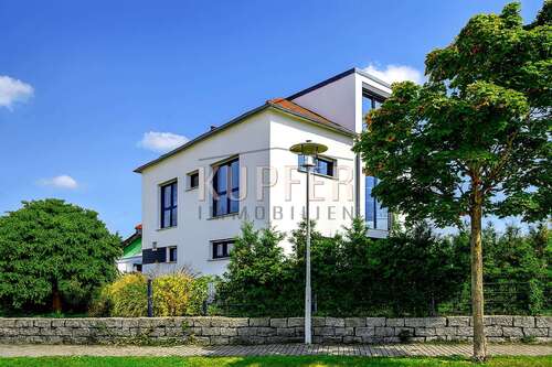 Foto - Haus zum Kaufen in Bräuningshof 1.195.000,00 € 249.82 m²