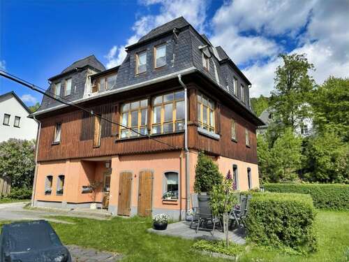 Foto - Haus zum Kaufen in Klingenthal 165.000,00 € 194.51 m²