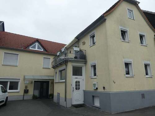 Foto - Haus zum Kaufen in Niddatal 330.000,00 € 290 m²